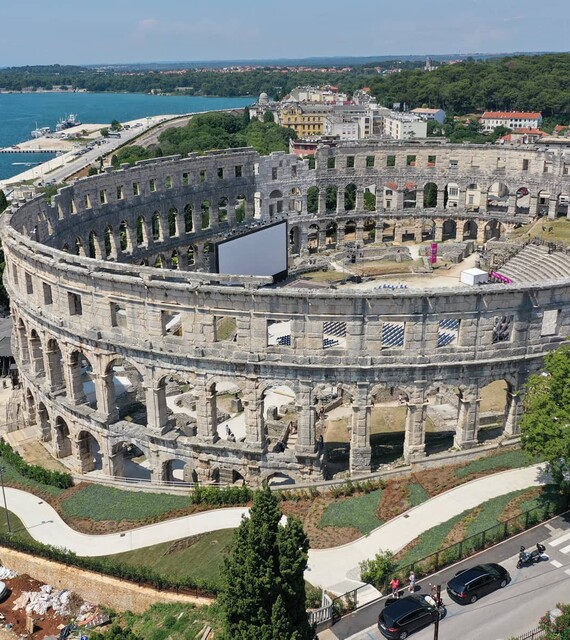 Pula-Pola